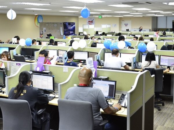 ثورة الكول سنتر.. استثمارات بـ 3.5 مليار دولار تضع مصر على خريطة خدمات العملاء عالميًا