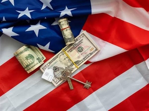 الاحتياطي الفيدرالي الأمريكي يتوقع وصول التضخم إلى 2% في 2028