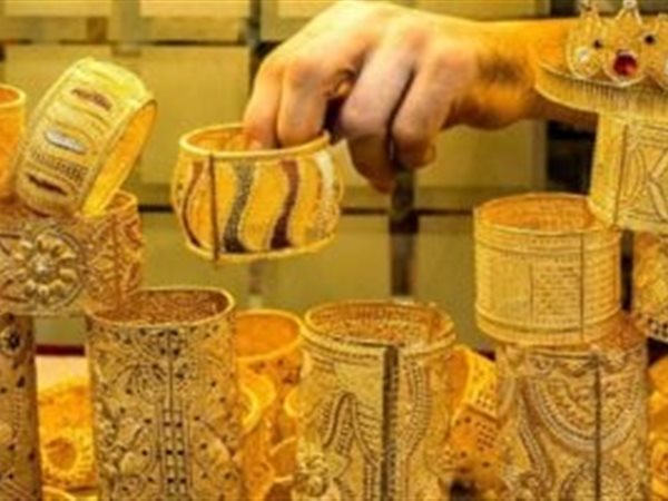 «آي صاغة»: هبوط حاد في أسعار الذهب.. وعيار 21 يفقد 200 جنيه مع استمرار الفجوة السعرية محليًا