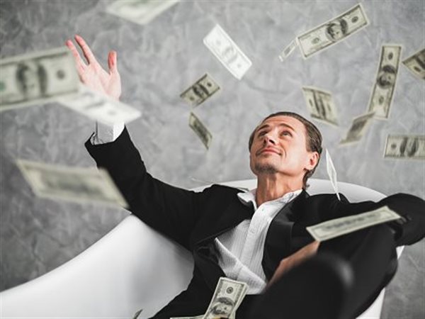 أفضل 5 استثمارات قد تجعلك مليونيرًا ببدايات بسيطة.. دليل شامل لتحقيق الثروة