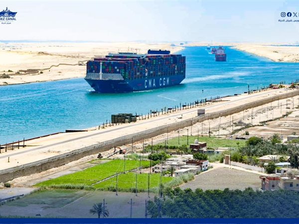 مصر تدرس إنشاء محطة لتسييل وتخزين الغاز في قناة السويس