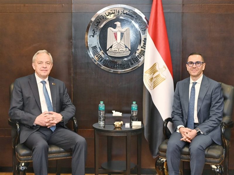 لقاء الخطيب مع رئيس