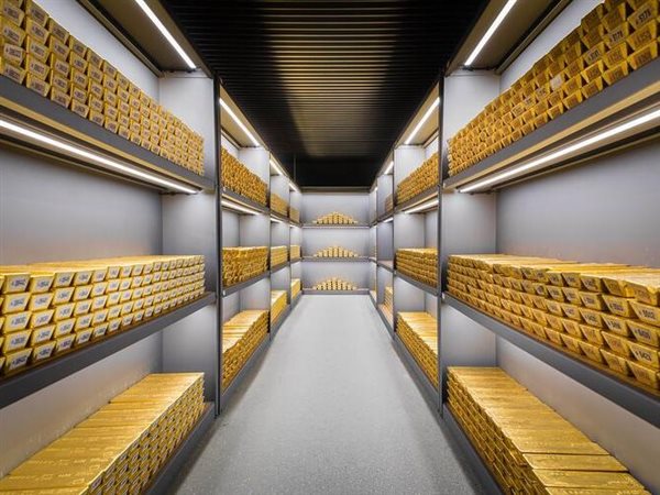 البنك المركزي المصري يعزز احتياطياته من الذهب بزيادة 25.8% في 5 أشهر