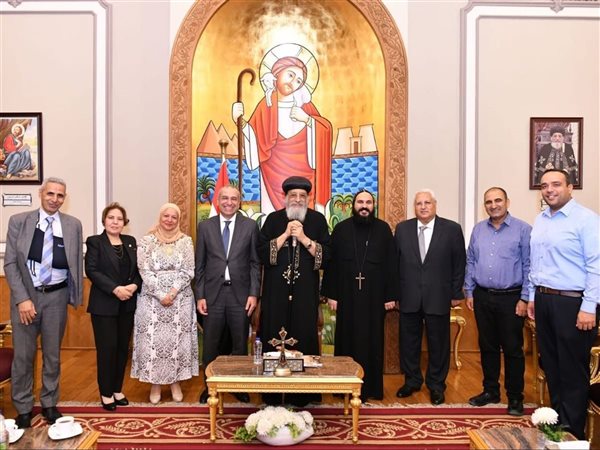 رئيس البنك الزراعي المصري يلتقي البابا تواضروس الثاني لتعزيز التعاون والتوسع في تمويل مشروعات الأديرة