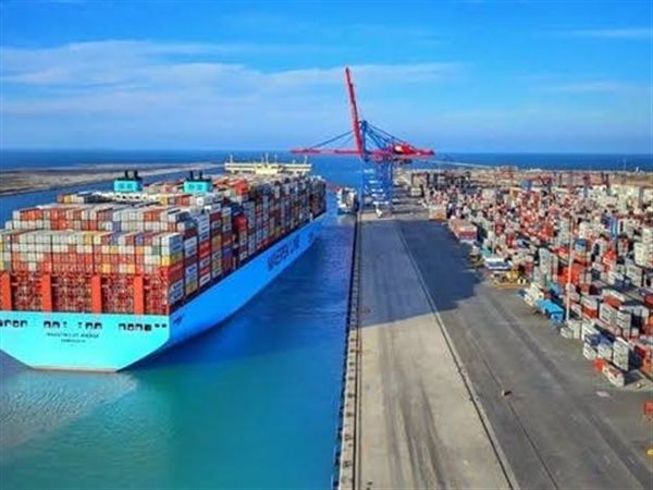 اقتصادية قناة السويس تطرح مزايدة عامة لإنشاء ساحات انتظار شاحنات بميناء السخنة