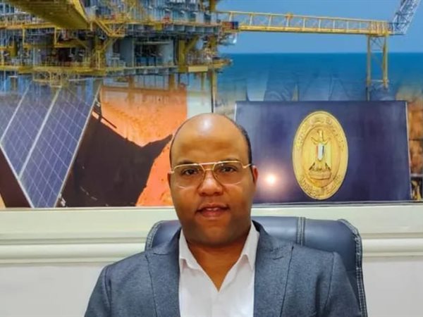 خبير طاقة يحذر: حريق سنترال رمسيس تجدد بسبب 