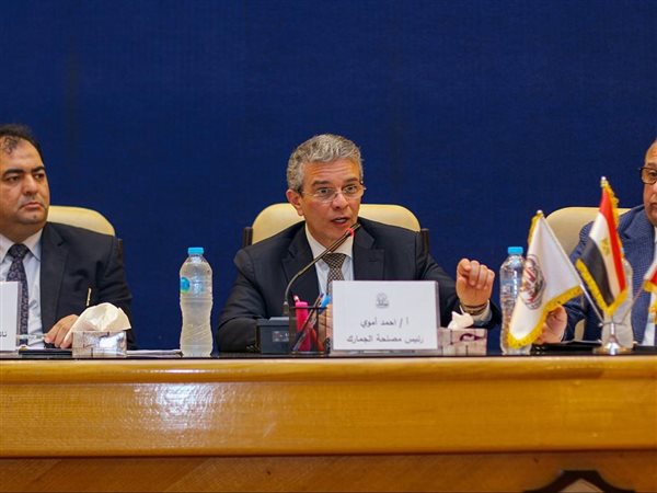 رئيس مصلحة الجمارك: نعمل على تحسين الأداء الجمركي لتقليل زمن وتكلفة الإفراج وتسهيل الإجراءات