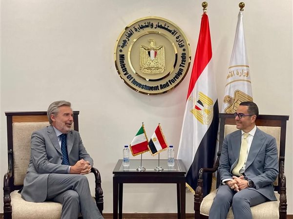 وزير الاستثمار يبحث مع سفير إيطاليا بالقاهرة سبل تعزيز العلاقات الاقتصادية