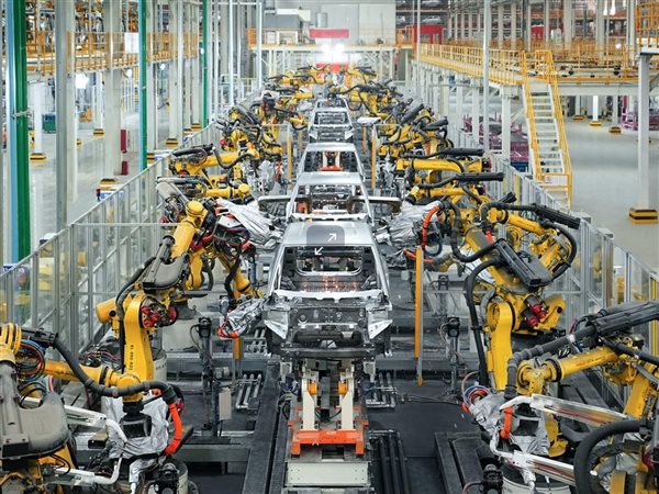 صناعة السيارات على أعتاب تحول تاريخي في مصر بخطة حكومية شاملة