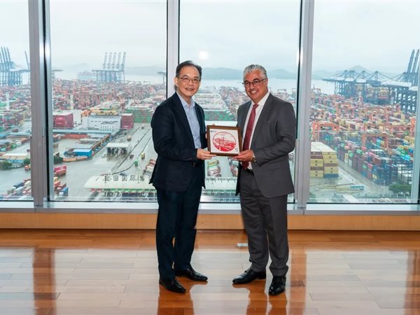 اقتصادية قناة السويس تطلق أولى جولاتها الترويجية للعام المالي 2025-2026 بزيارة للصين