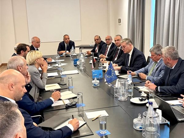 وزير البترول يتابع مع وزير الطاقة القبرصي أعمال مشروع تنمية حقل 