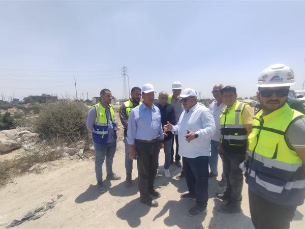 وزير الإسكان يتابع إنشاء القوس الغربى لمحور اللواء عمر سليمان بمحافظة الإسكندرية