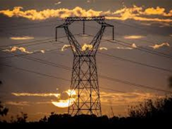 الكهرباء تطمئن المواطنين: الشبكة مستقرة وخطة شاملة لضمان استمرارية التيار