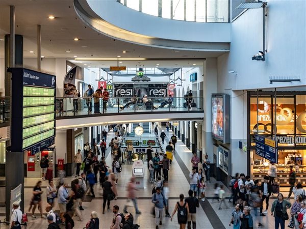 تضخم منطقة اليورو يرتفع إلى 2.1% في أغسطس مع توقعات بتثبيت الفائدة