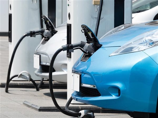 مصر تدرس وقف استيراد السيارات الكهربائية التي تعمل ببروتوكول الشحن الصيني