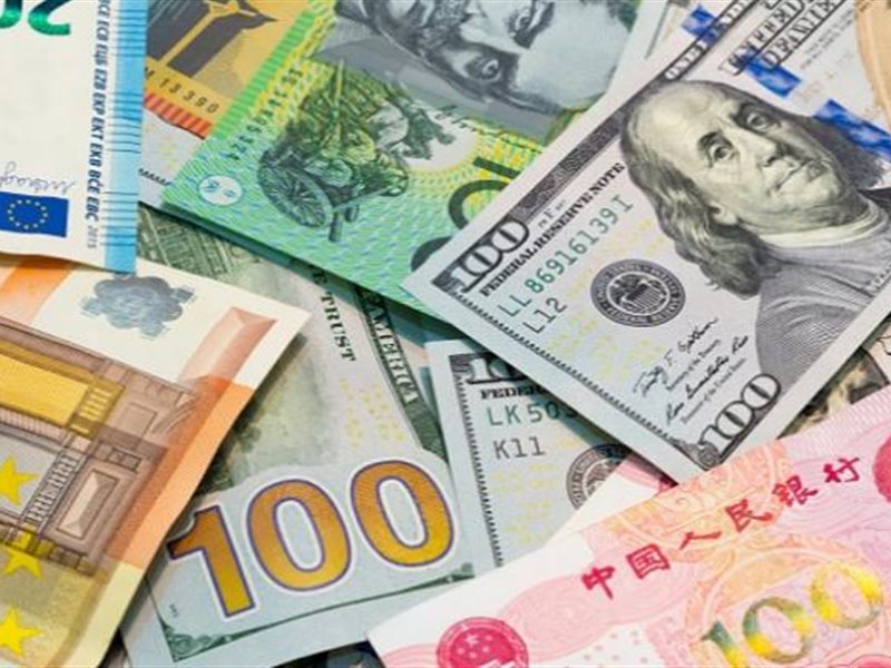 العملات العربية والأجنبية