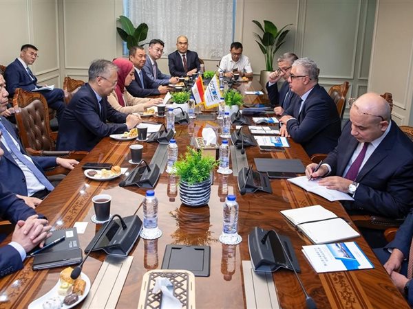 قناة السويس تستقبل وفد اتحاد الصناعة بمقاطعة شيجيانج الصينية