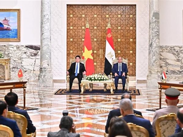 وزيرة التخطيط توقّع مذكرة تفاهم مع نائبة وزير الصناعة بفيتنام لتعزيز التنمية