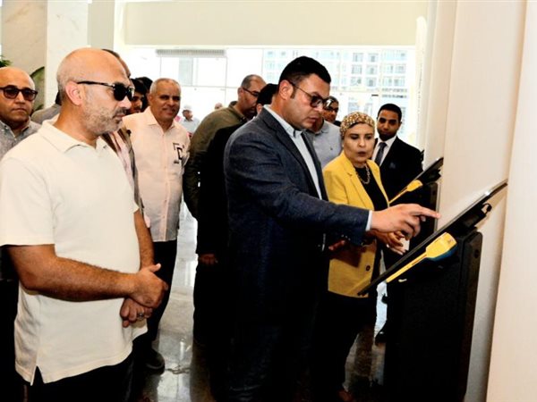 وزير الإسكان يعلن بدء التشغيل التجريبي لمركز خدمات المجتمعات العمرانية بالعلمين الجديدة