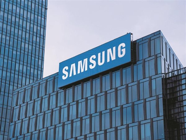 انخفاض أرباح سامسونج بأكثر من النصف