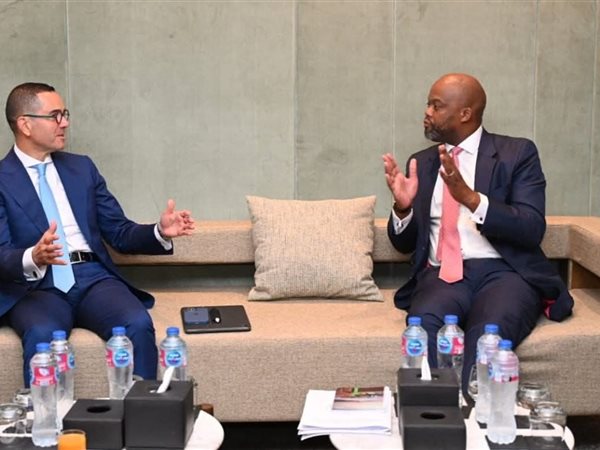 وزير الاستثمار يستقبل الأمين العام لأمانة منطقة التجارة الحرة القارية الإفريقية AfCFTA 