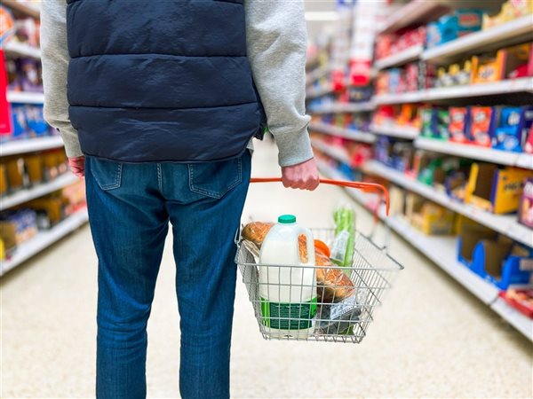 استقرار التضخم في بريطانيا قبل قرار البنك المركزي بشأن أسعار الفائدة