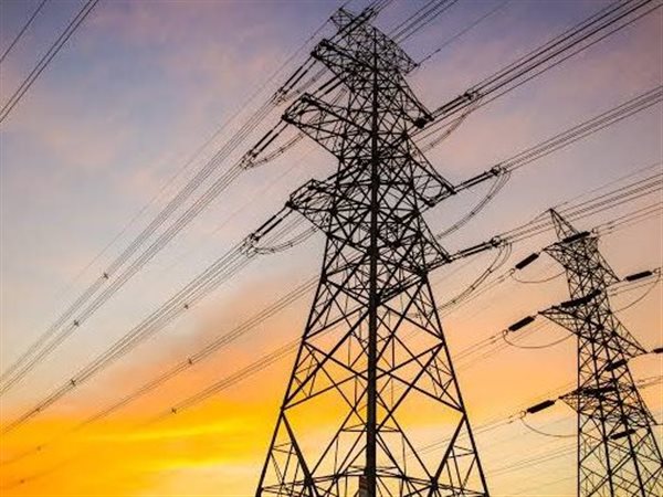 خطة مصرية لتأمين الكهرباء وتعظيم عوائد الغاز من خلال مزيج طاقة متوازن