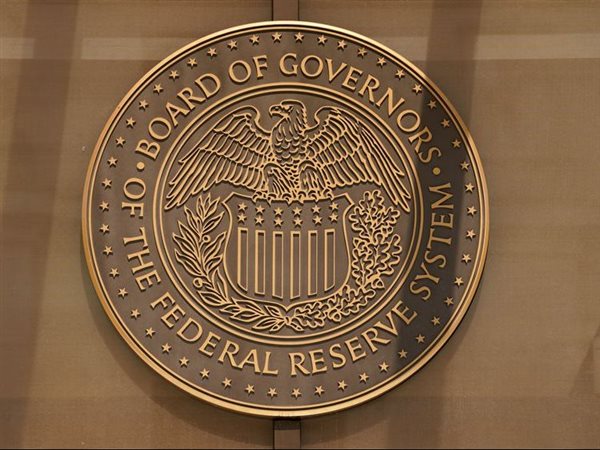 توقعات بتخفيصين للفائدة الأمريكية في 2025