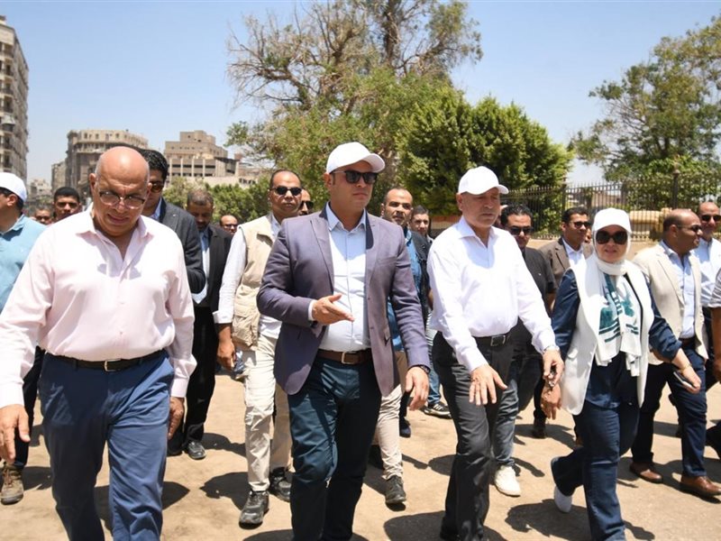 وزير الإسكان