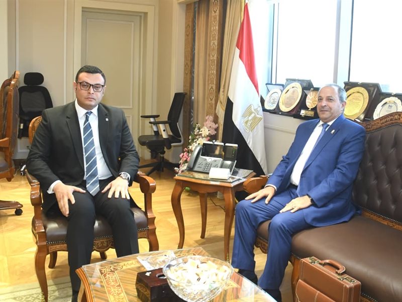 وزير الإسكان