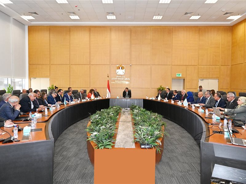 وزير الإسكان