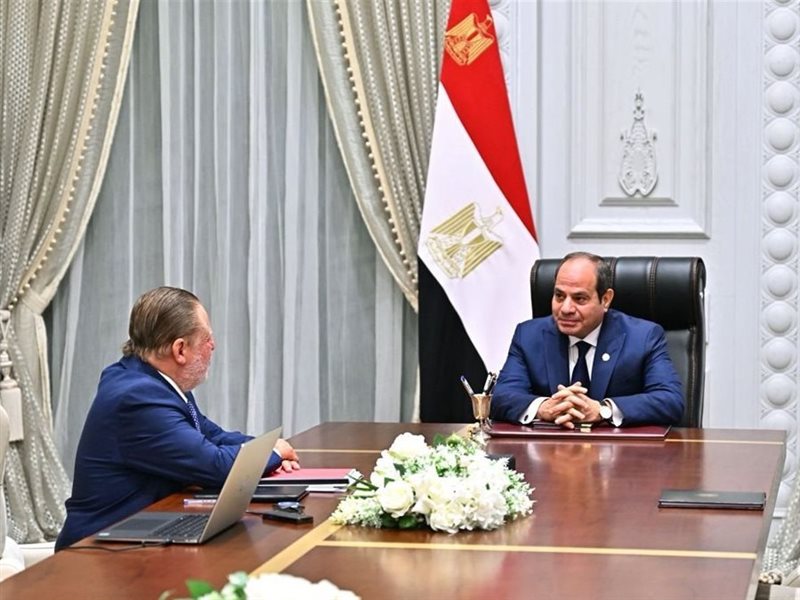 اجتماع السيسي ومحافظ
