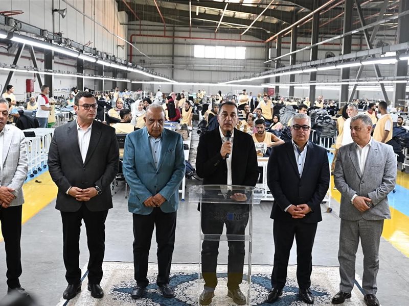 رئيس الوزراء بالقنطرة