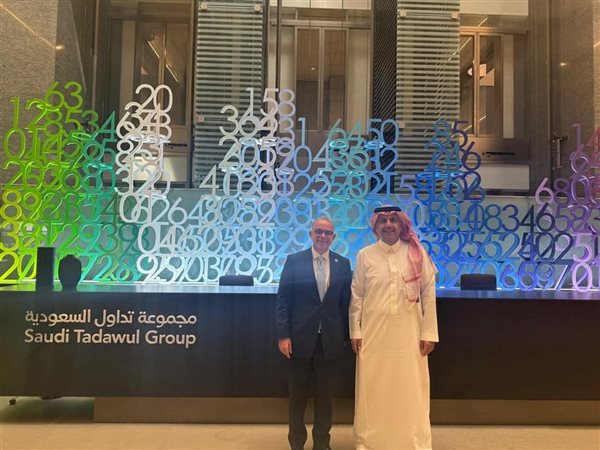 رئيس الرقابة المالية يبحث تعزيز التعاون التنظيمي مع قادة المؤسسات السعودية بالرياض