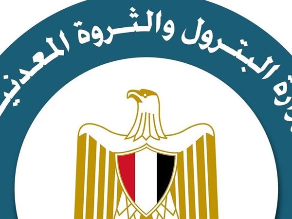 البترول تنفي تحريك أسعار الوقود اعتبارًا من غدٍ الخميس