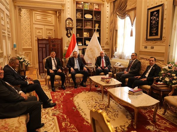 رئيس محكمة النقض يستقبل رئيس مجلس إدارة اتحاد بنوك مصر