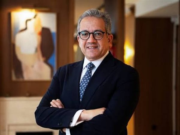 فوز خالد العناني برئاسة اليونسكو.. مكاسب سياسية وثقافية واقتصادية لمصر