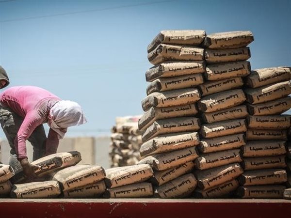 رئيس شعبة الأسمنت: توقعات بتراجع سعر الطن إلى 3500 جنيه قبل نهاية العام
