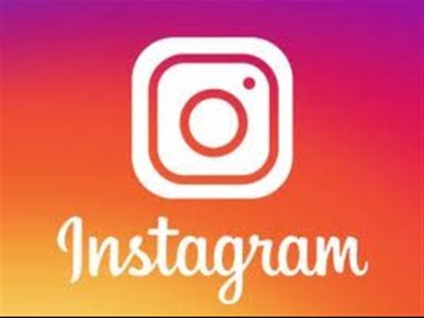 ميتا: السماح للآباء بتعطيل المحادثات الخاصة لأبنائهم المراهقين مع الروبوتات