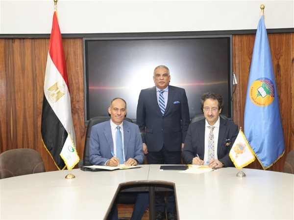 تعاون بين هيئة البريد وجامعة طنطا لتقديم الخدمات البريدية والمالية داخل الجامعة