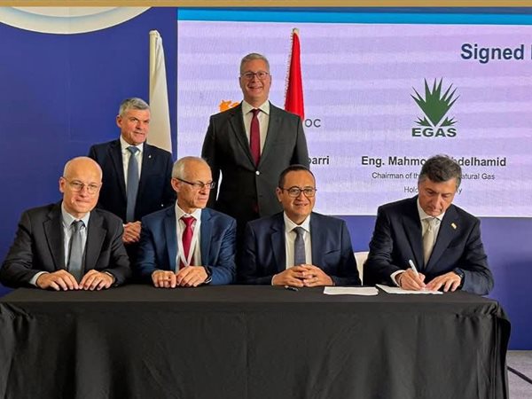 مصر وقبرص توقعان الاتفاقيات التجارية لنقل غاز حقل “كرونوس” للبنية التحتية المصرية