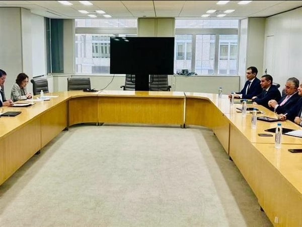 أبرزها تويوتا.. استثمارات يابانية مرتقبة في مجالات السيارات والأغذية والمناطق الصناعية