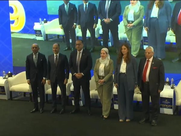 بنك ناصر الاجتماعي يشارك كراعٍ فضي في مؤتمر 