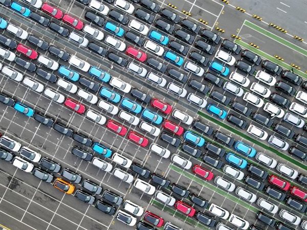 تعرف على الحوافز المقدمة لمصنعي السيارات في إطار البرنامج الوطني لتنمية الصناعة