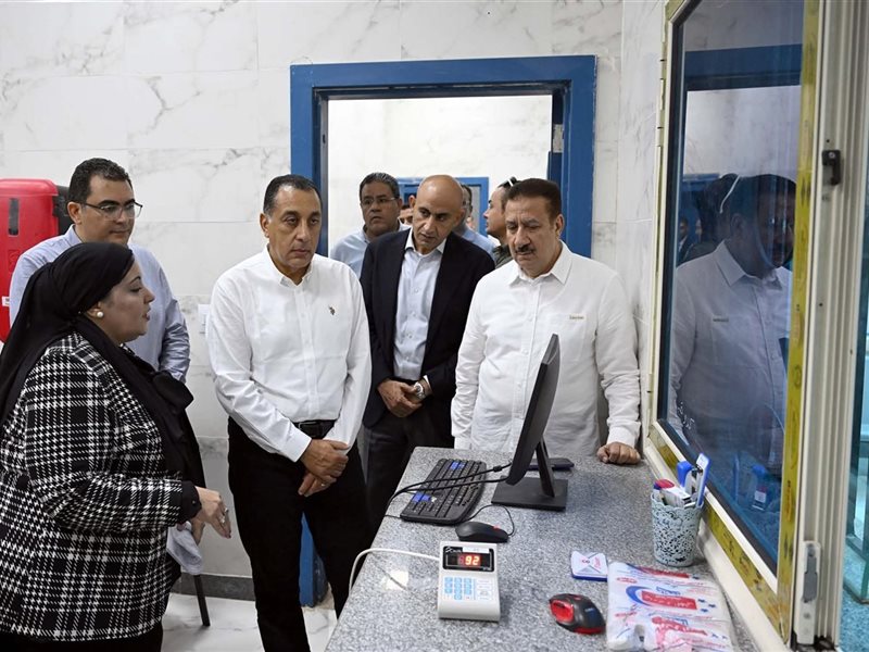 رئيس الوزراء يتفقد