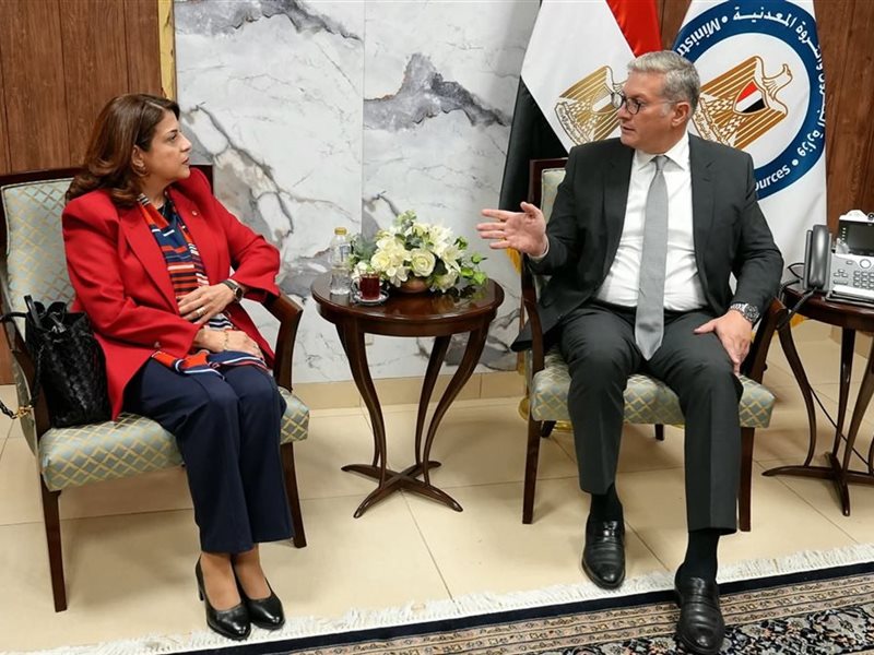 كريم بدوي وزير البترول
