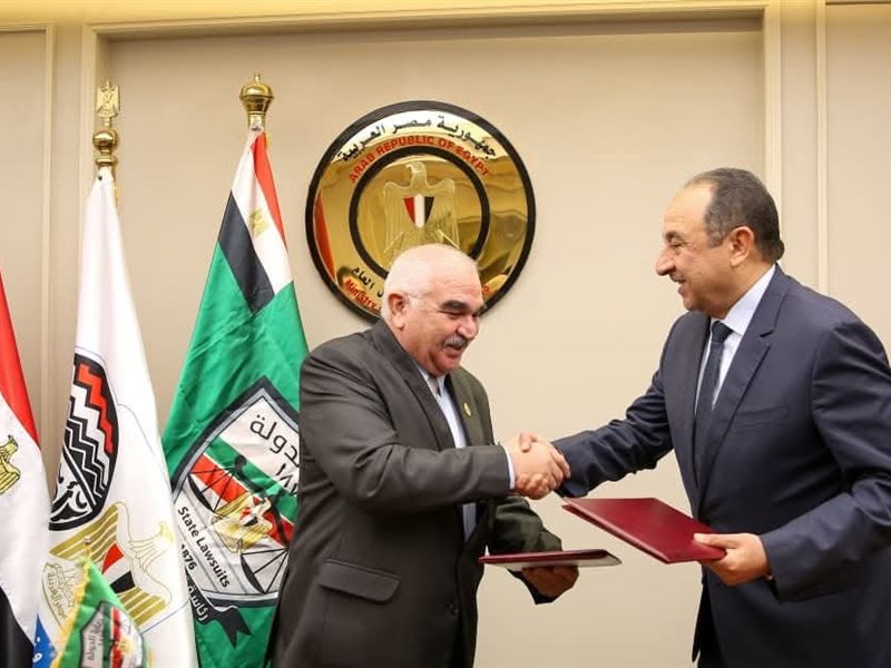 محمد شيمي وزير قطاع