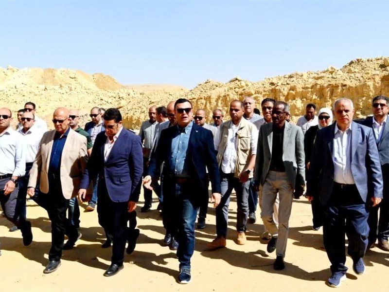 وزير الإسكان