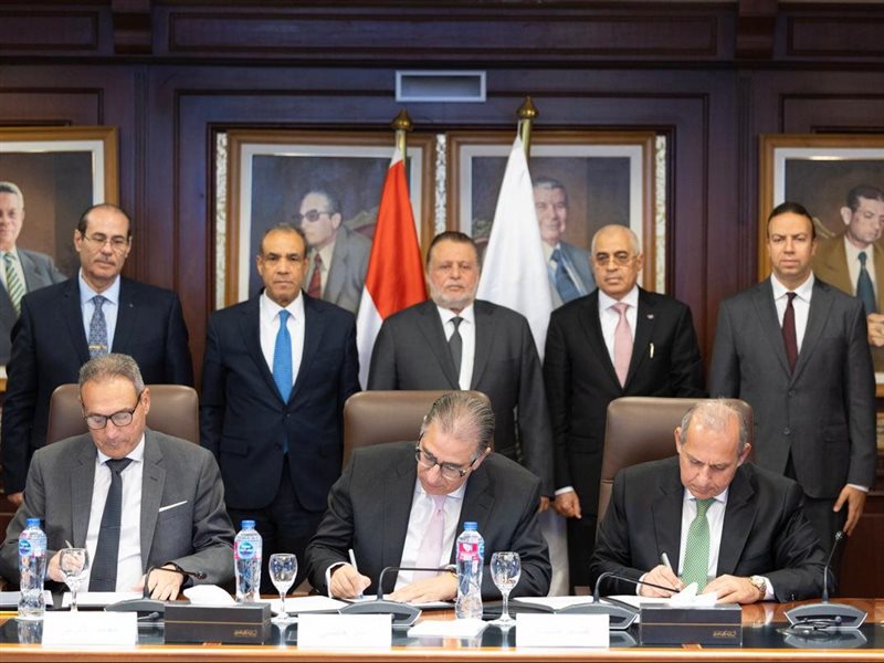 إطلاق مبادرة افتح