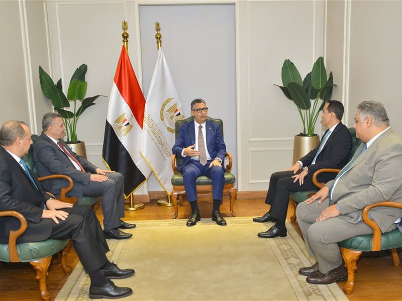 وزير التموين